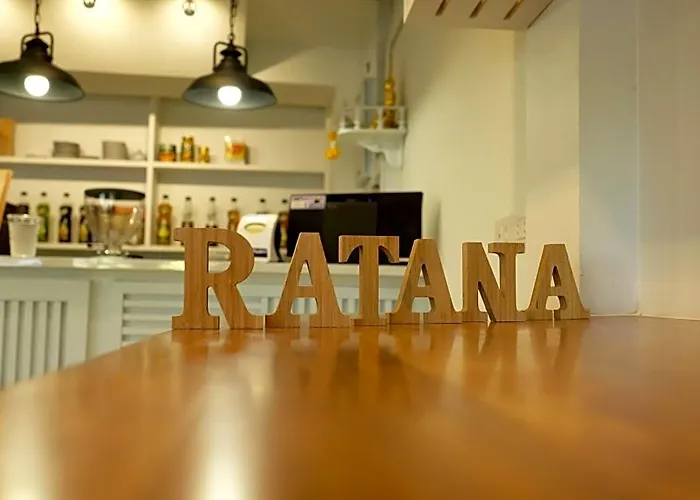 Ratana Boutique Хостел *